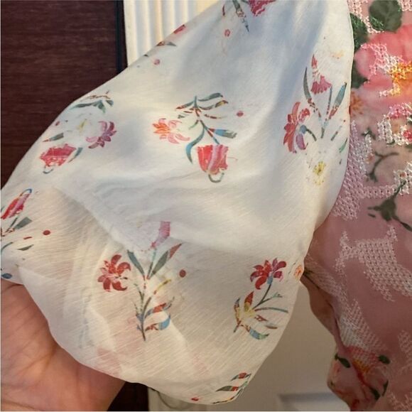 Hemant & Nandita Floral print embroidered top, XS - Picture 4 of 10